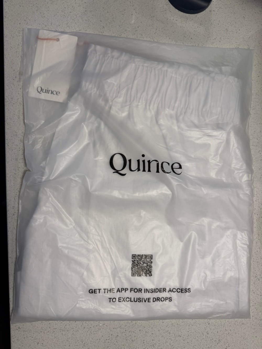 Quince White High-Waisted Linen Shorts - Picture 2 of 2